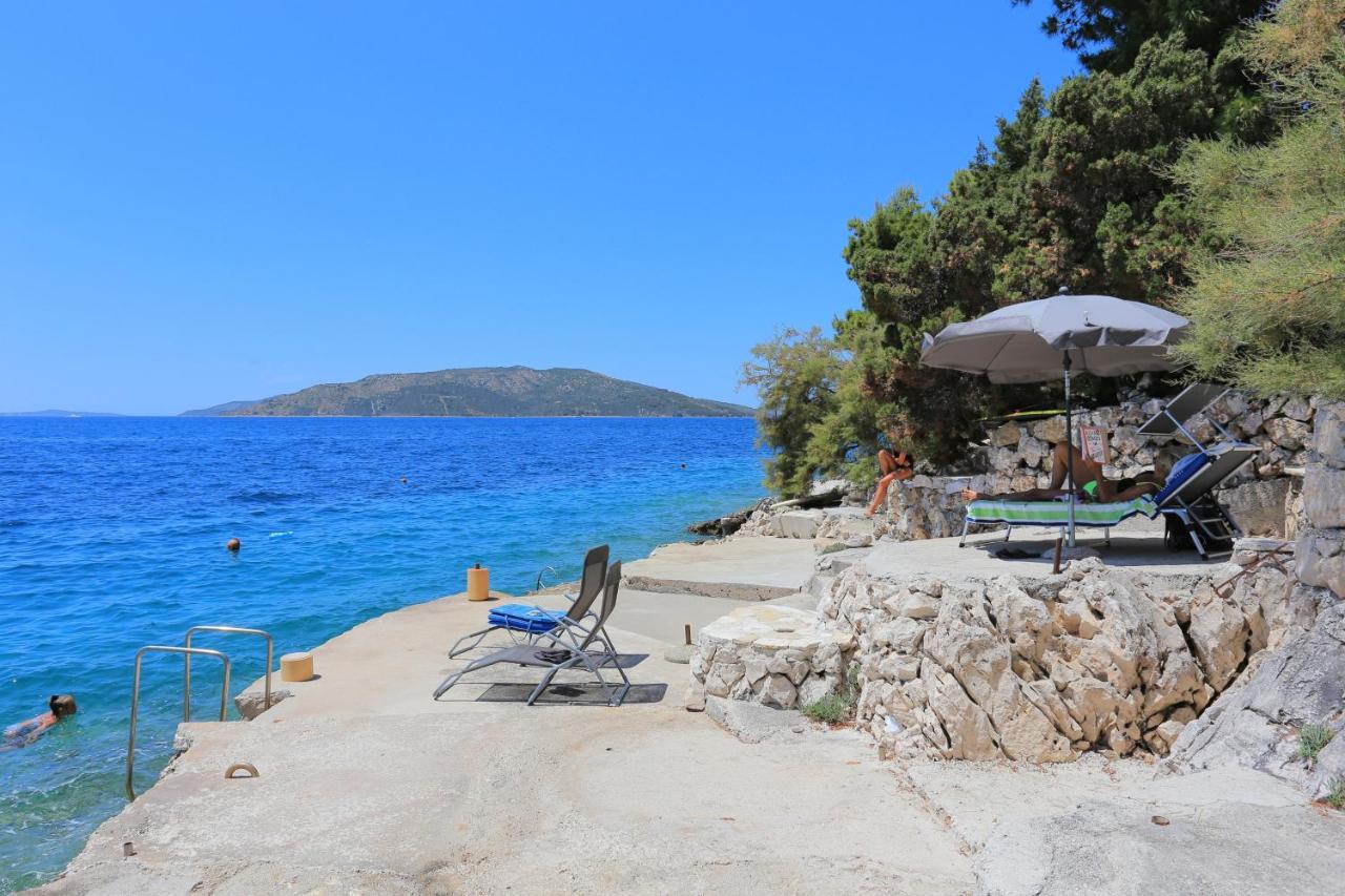 Apartments By The Sea Okrug Donji, Ciovo - 16657 Donji Okrug  Exterior photo
